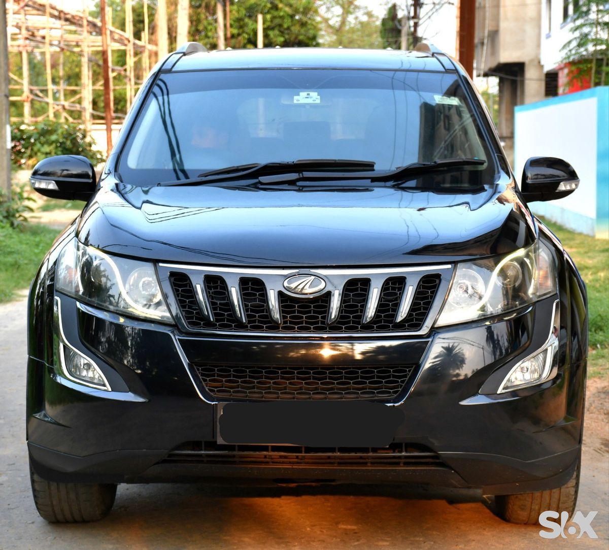 Mahindra XUV500 22-w10-awd Used cars in Model-xuv500