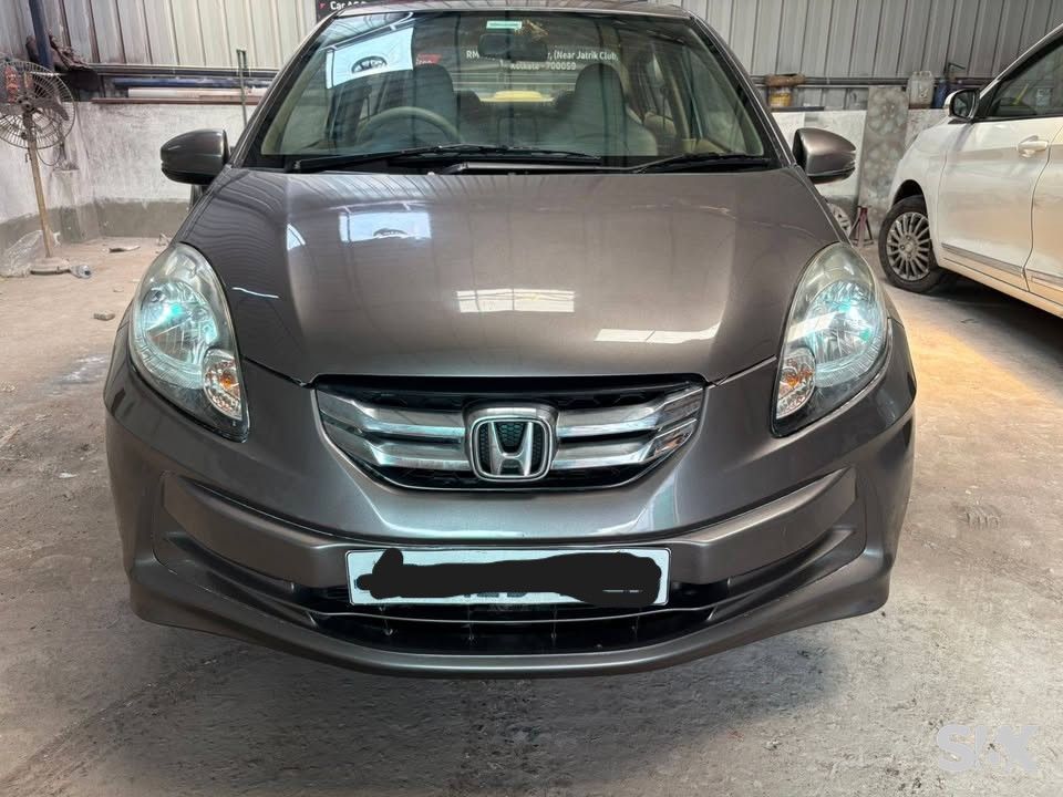 Honda Amaze sx-at-i-dtec Used cars in Model-amaze