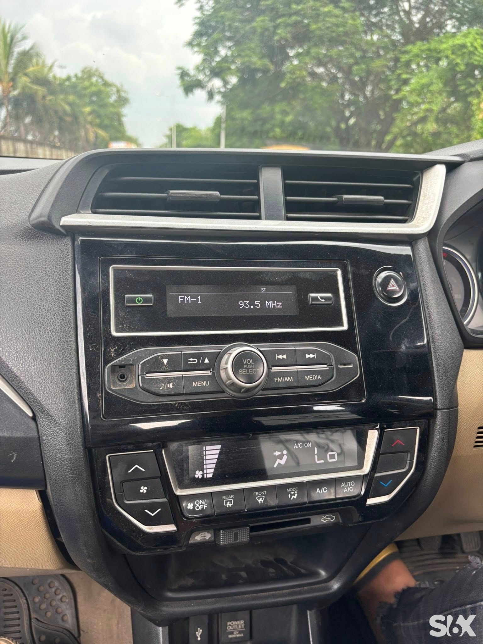 Honda Amaze vx-o-i-dtec Used cars in Model-amaze