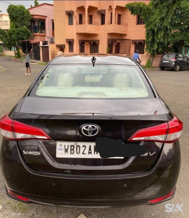 Toyota Yaris 15-v-mt Used cars in Brand-toyota