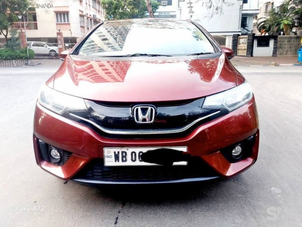 Honda Jazz 12-sv-mt-i-vtec-bsiv Used cars in Model-jazz