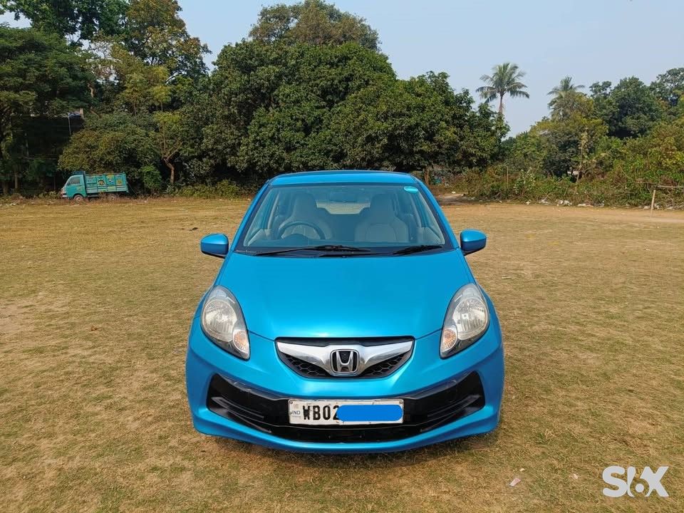 Honda Brio smt Used cars in Model-brio