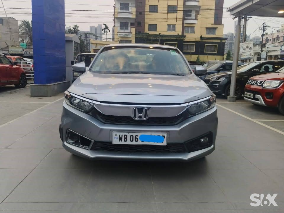 Honda Amaze ex-i-vtec Used cars in Model-amaze