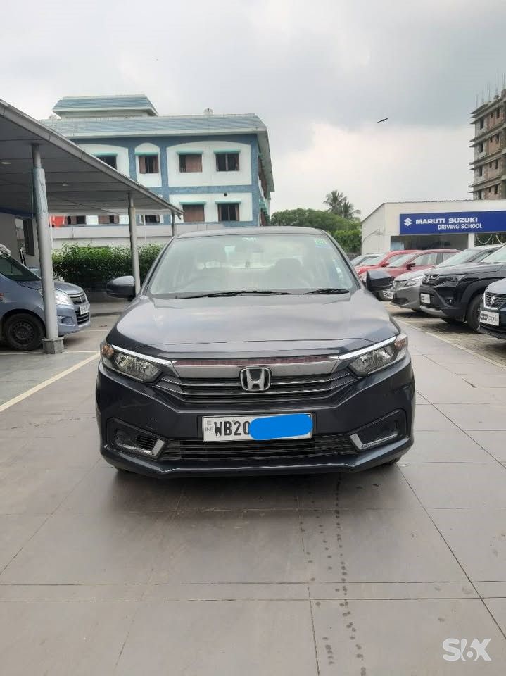Honda Amaze ex-i-vtec Used cars in Model-amaze
