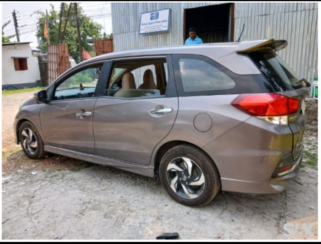 Honda Mobilio 15-v-i-dtec Used cars in Brand-honda