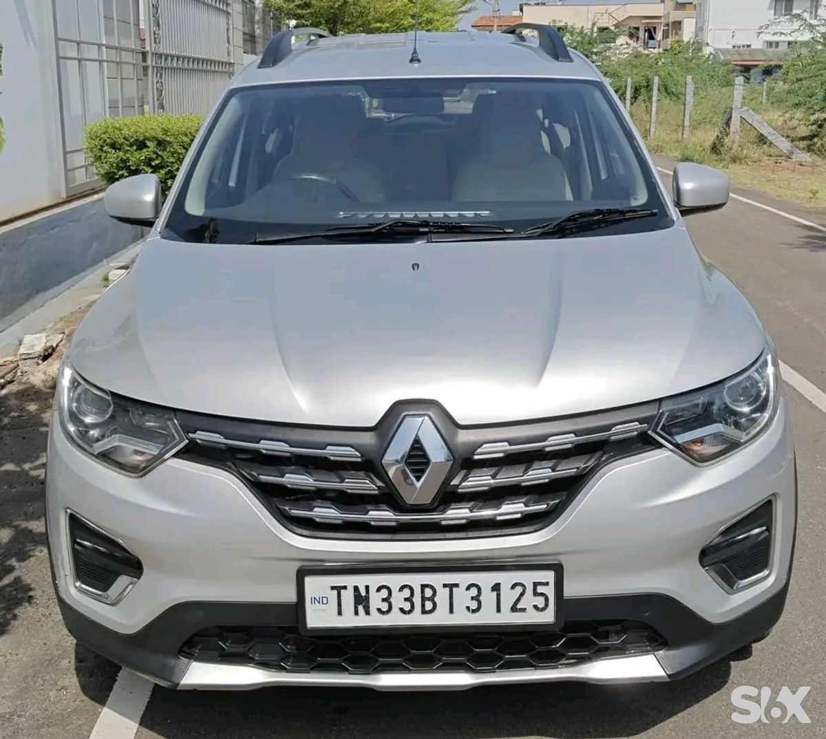 Renault Triber 10-rxz Used cars in Brand-renault